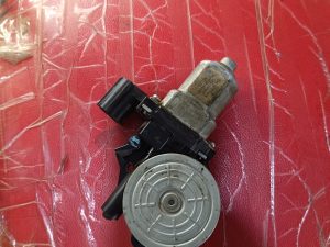 HONDA DOOR MOTOR